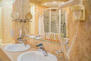 Гостиница SMOLINOPARK Челябинск Номер делюкс Jacuzzi-6