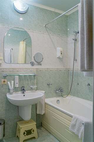 Гостиница SMOLINOPARK Челябинск DELUXE LAKE VIEW-6