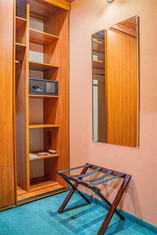 Гостиница SMOLINOPARK Челябинск DELUXE-6